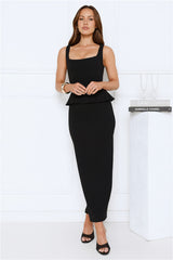 Sculpted Grace Maxi Dress Black