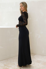 Larna Sleeved Maxi Dress Black