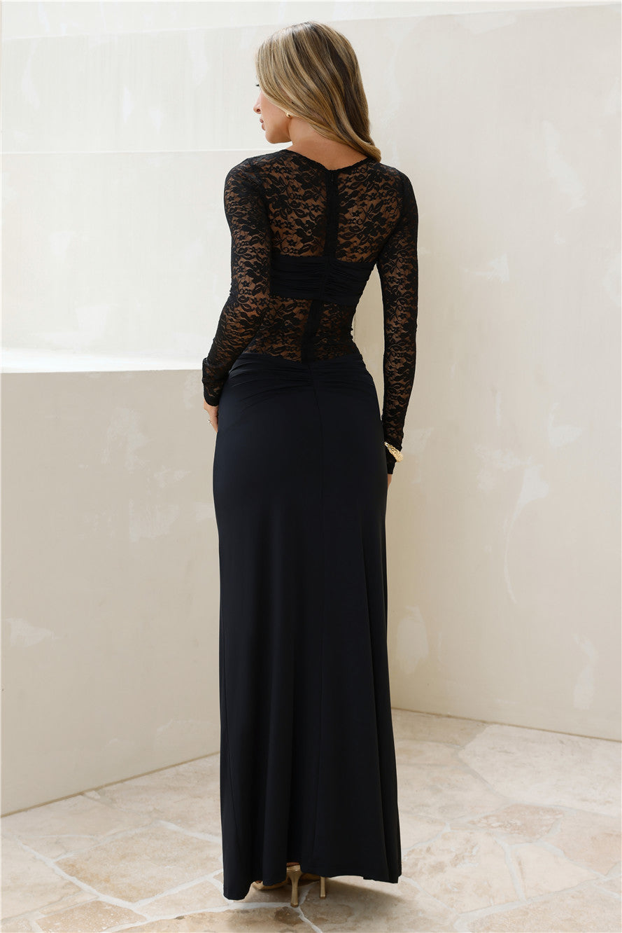 Larna Sleeved Maxi Dress Black