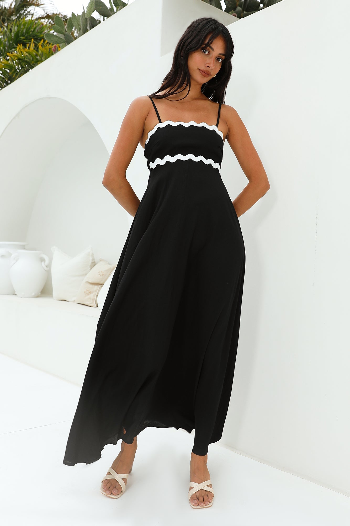 Wavi Maxi Dress Black